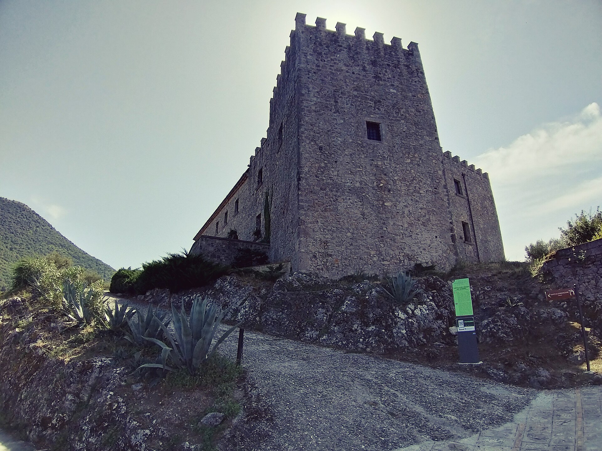 Castello dei Principi di Sanseverino