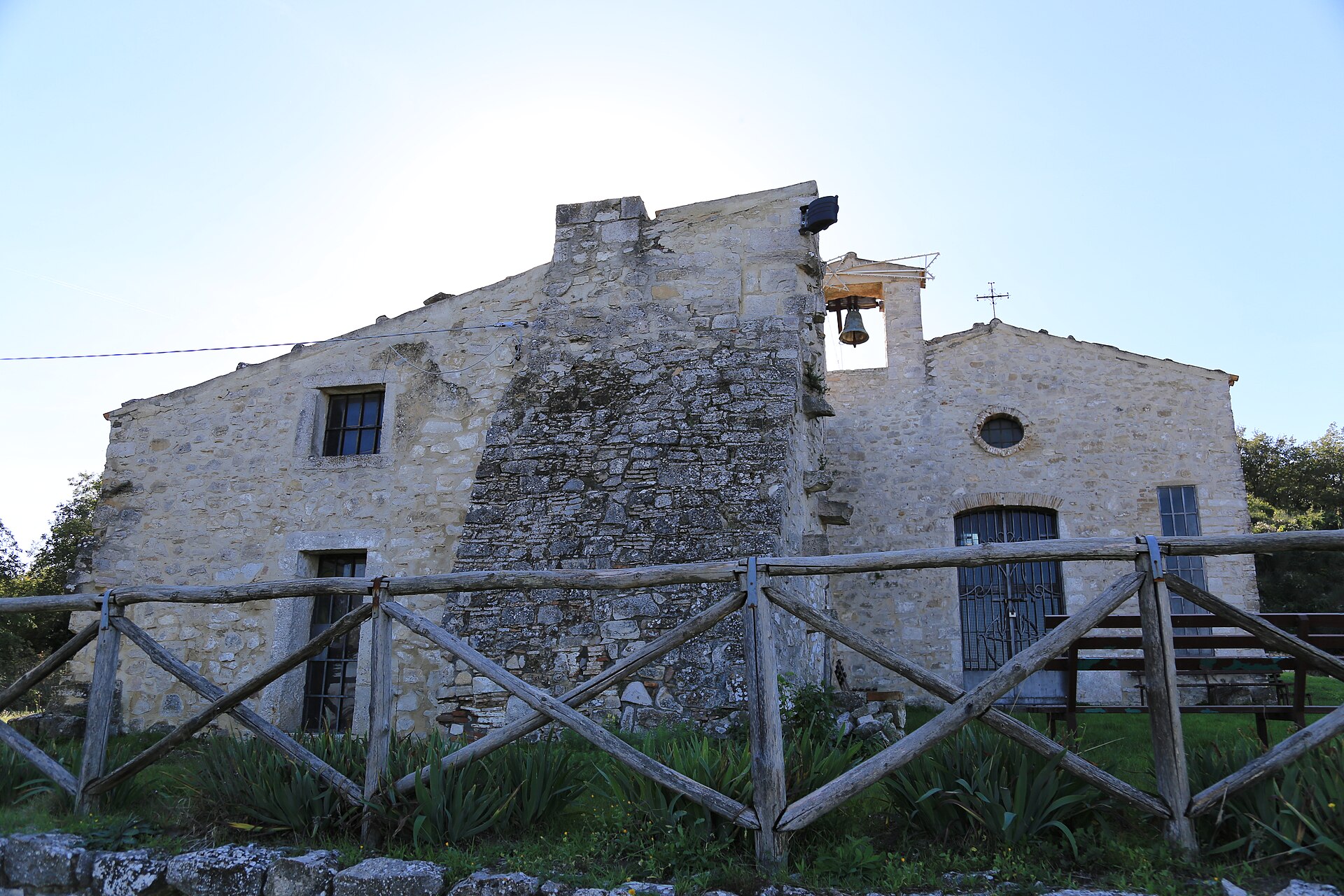 Chiesetta e monastero di Montalbo